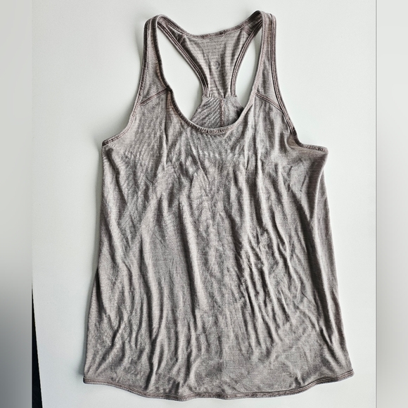 Lululemon Essential Tank Heathered Dark Chrome Size 4 Activewear Racerback Gym - Picture 3 of 13